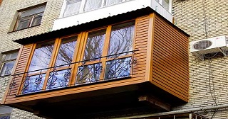 Внешняя отделка балкона Ломоносов цена от 1043 руб. м/2.